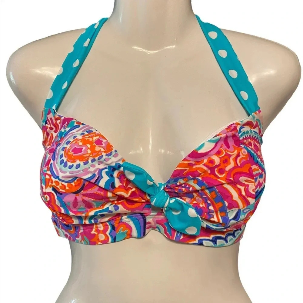 NWT Crown & Ivy Bikini Top